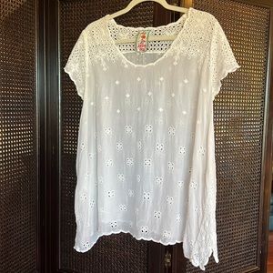 Johnny Was white eyelet top shirt Small